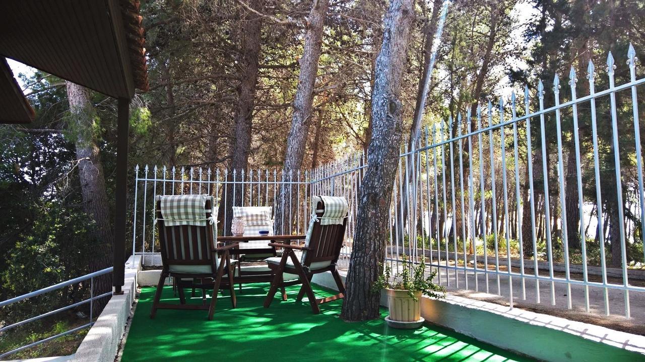 Malibu Studios & Apartments Lassi  Exteriér fotografie
